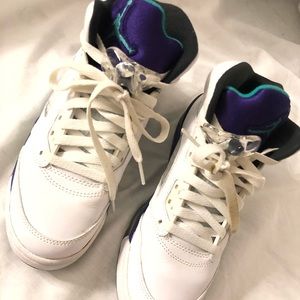 Air Jordan 5 “white grape”